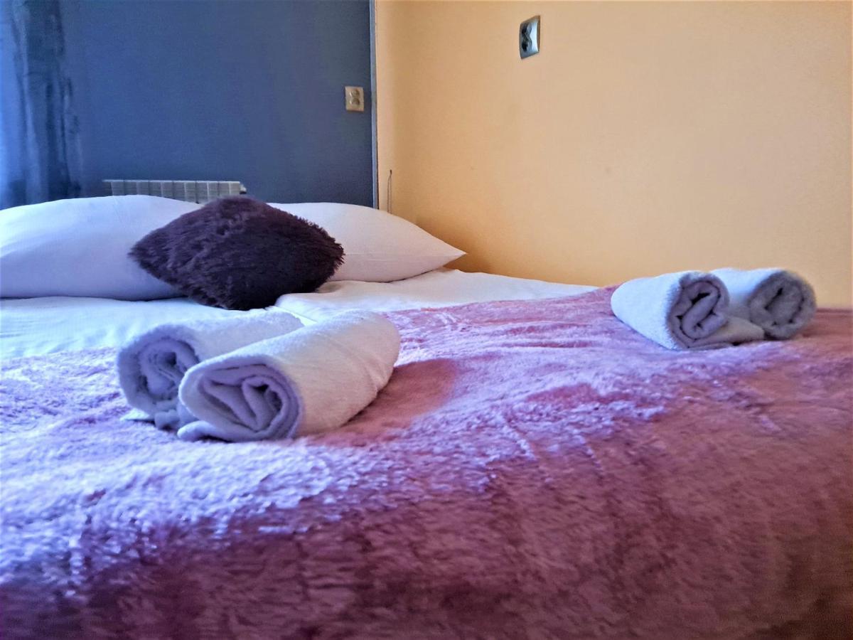 Hotel "Harnas" Zab-Bustryk Esterno foto